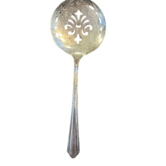 Vintage Holmes & Edwards Silver Plated Pierced Serving Spoon Ladle Fleur-De-Lis - Picture 1 of 8